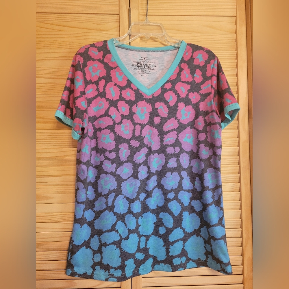 Crazy Train t shirt size medium v neck short sleeve bright leopard print